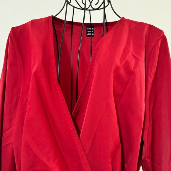 Red Wrap Dress/Robe - Picture 4 of 6